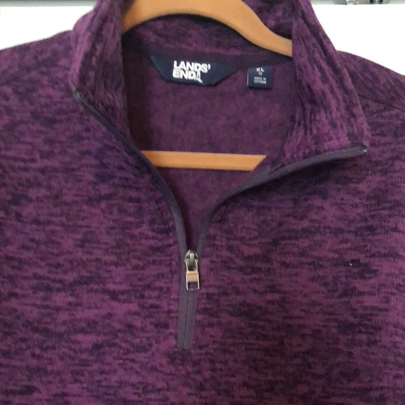 Lands End sweatshirt - Picture 3 of 4